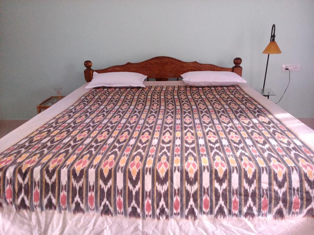 La Blanche Guest House Калангуте Стая снимка