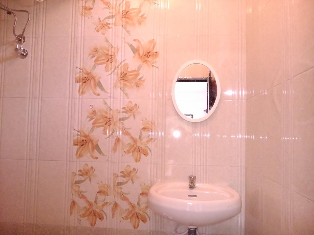 La Blanche Guest House Калангуте Стая снимка